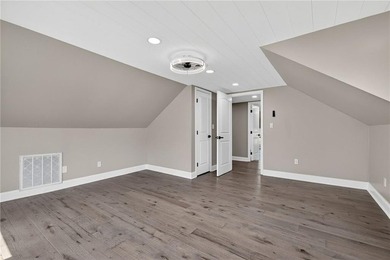 Welcome to this beautifully restored country estate embodies - photo 31