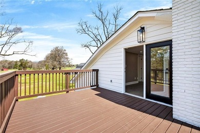 Welcome to this beautifully restored country estate embodies - photo 37
