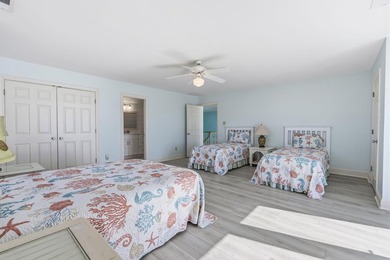 Oceanfront, five-bedroom, six-bathroom, fully remodeled raised - photo 38