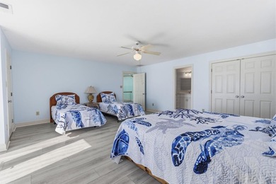 Oceanfront, five-bedroom, six-bathroom, fully remodeled raised - photo 43