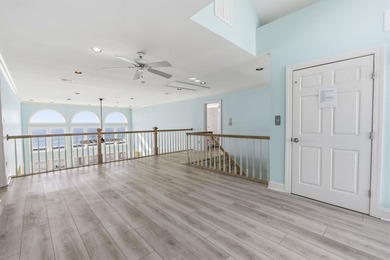Oceanfront, five-bedroom, six-bathroom, fully remodeled raised - photo 46