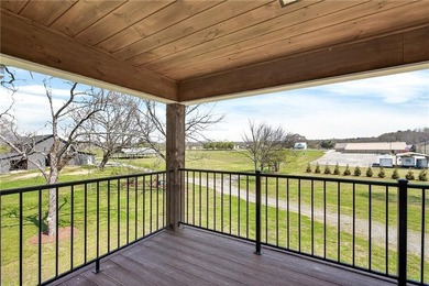 Welcome to this beautifully restored country estate embodies - photo 46