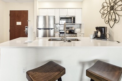 This fully furnished, beachside getaway offers breathtaking - photo 6