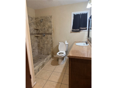 Perfect home for a large family, a rental , or someone that - photo 11