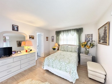 Beautifully Furnished, TURNKEY 1BD/1.5BA Condo on second floor - photo 12