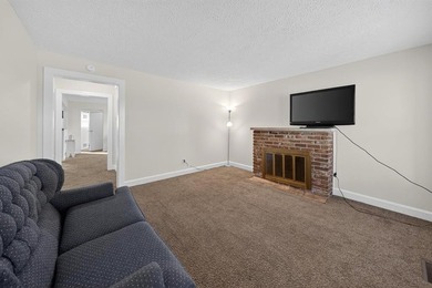 Charming and affordable 2-bedroom, 1-bath home offering 1,257 - photo 5