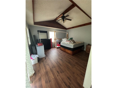 Perfect home for a large family, a rental , or someone that - photo 20