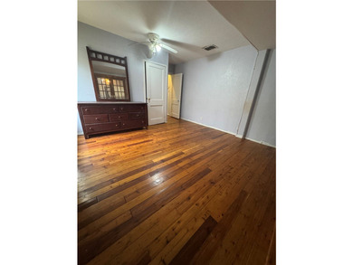 Perfect home for a large family, a rental , or someone that - photo 24