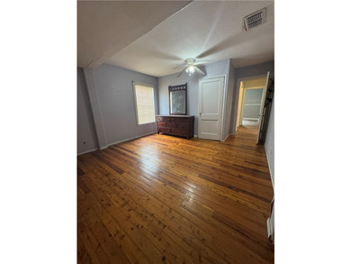 Perfect home for a large family, a rental , or someone that - photo 25