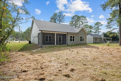Be the first owner of this beautiful Treweek Construction Home! - photo 28