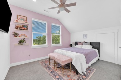 Luxury, Privacy, and Timeless Craftsmanship! Stunning 2023 - photo 34