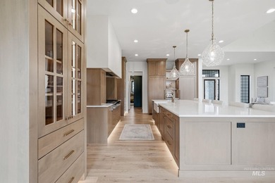 Waterfront views from one of Eagle's most extraordinary - photo 9