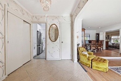 Introducing 432 Maryland Ave- Welcome to this charming - photo 2
