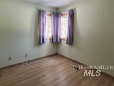 Located in beautiful Garden Valley. Home has 2 bedrooms and 2 - photo 13