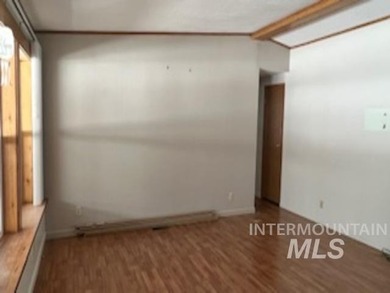 Located in beautiful Garden Valley. Home has 2 bedrooms and 2 - photo 18