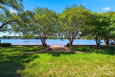 Custom-built four-story lakefront home on one of the flattest - photo 38