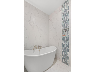 Enjoy luxury living with less maintenance in the Grande Dunes in - photo 43