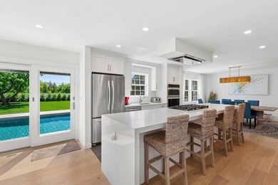 Only two miles to the center of Southampton Village - this fully - photo 4