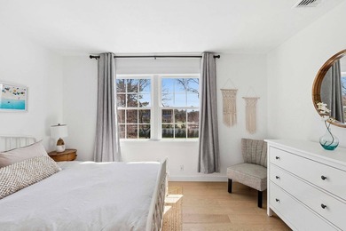 Only two miles to the center of Southampton Village - this fully - photo 10