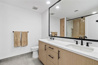 Completely Renovated single-story residence offering - photo 15
