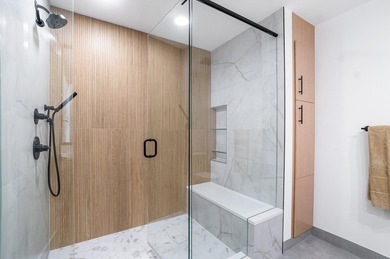 Completely Renovated single-story residence offering - photo 17