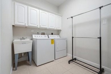 Pool home in the desirable Torino area with no HOA! This - photo 26