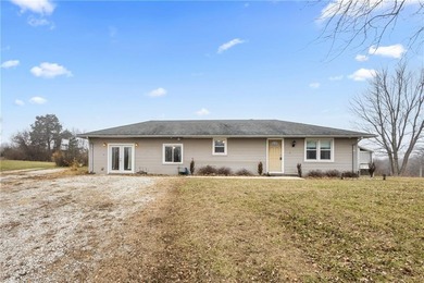 (private lake, pond, coastal) Home Sale Pending in Excelsior Springs Missouri