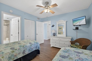 INCREDIBLE VIEWS from this 3 bed/2 bath condo. The oversized - photo 11