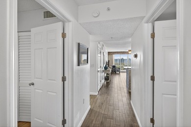 INCREDIBLE VIEWS from this 3 bed/2 bath condo. The oversized - photo 12