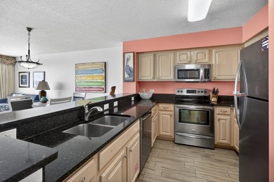 INCREDIBLE VIEWS from this 3 bed/2 bath condo. The oversized - photo 14