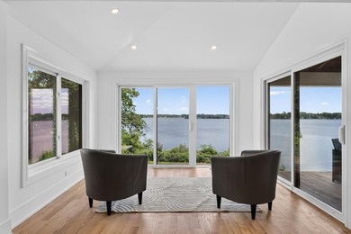 Stunning Long Lake lakefront estate on over an acre of pristine - photo 23