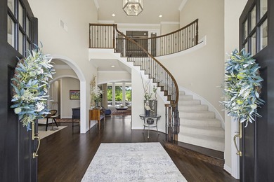Enjoy resort-style living in this exceptional private retreat in - photo 4