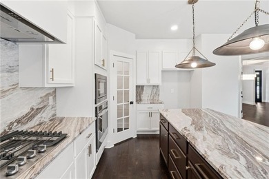 UPGRADED. NO HOA! RARE FIND IN THIS PRICE RANGE. BUYER - photo 12
