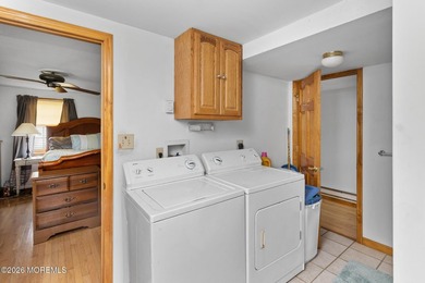 Outstanding opportunity to own a well-maintained duplex in - photo 13