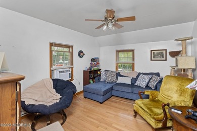 Outstanding opportunity to own a well-maintained duplex in - photo 17