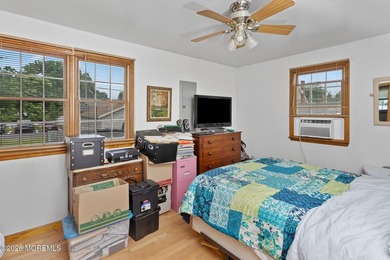 Outstanding opportunity to own a well-maintained duplex in - photo 22