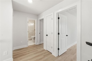 UPGRADED. NO HOA! RARE FIND IN THIS PRICE RANGE. BUYER - photo 23