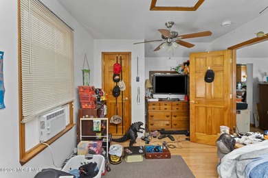 Outstanding opportunity to own a well-maintained duplex in - photo 27