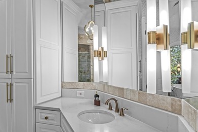 NEWLY RENOVATED AND MOVE IN READY, THIS 9,000 SQ. FT. RESIDENCE - photo 30