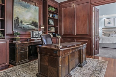 NEWLY RENOVATED AND MOVE IN READY, THIS 9,000 SQ. FT. RESIDENCE - photo 32