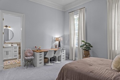 NEWLY RENOVATED AND MOVE IN READY, THIS 9,000 SQ. FT. RESIDENCE - photo 38