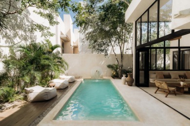 Casa Cielo is a one-of-a-kind luxury villa located in the heart - photo 4