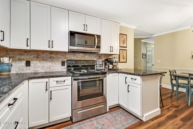 Completely Remodeled Home on a Double Lot - Move-In Ready! Don't - photo 12