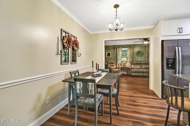 Completely Remodeled Home on a Double Lot - Move-In Ready! Don't - photo 14