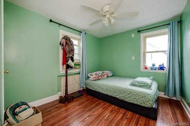 This is a well maintained and move in ready home. Three bedrooms - photo 16