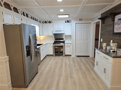 Fresh New Price! An Exceptional Value in PEACHTREE CORNERS! - photo 17