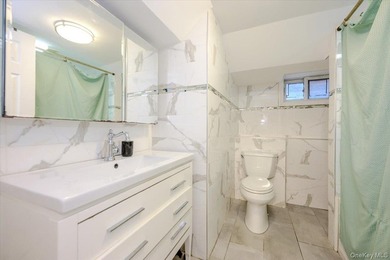 This is a well maintained and move in ready home. Three bedrooms - photo 17