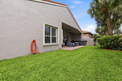 Beautifully maintained 4-bedroom, 2-bath home with a 2-car - photo 25