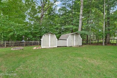Completely Remodeled Home on a Double Lot - Move-In Ready! Don't - photo 31
