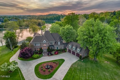 RARE PRIVATE LAKE ESTATE ON 10 ACRES, OVER 11,000 SQ FEET ESTATE - photo 1